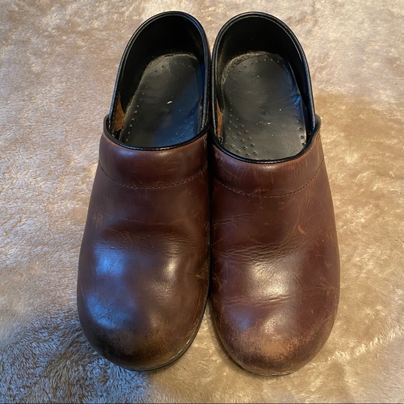 dansko clogs 38